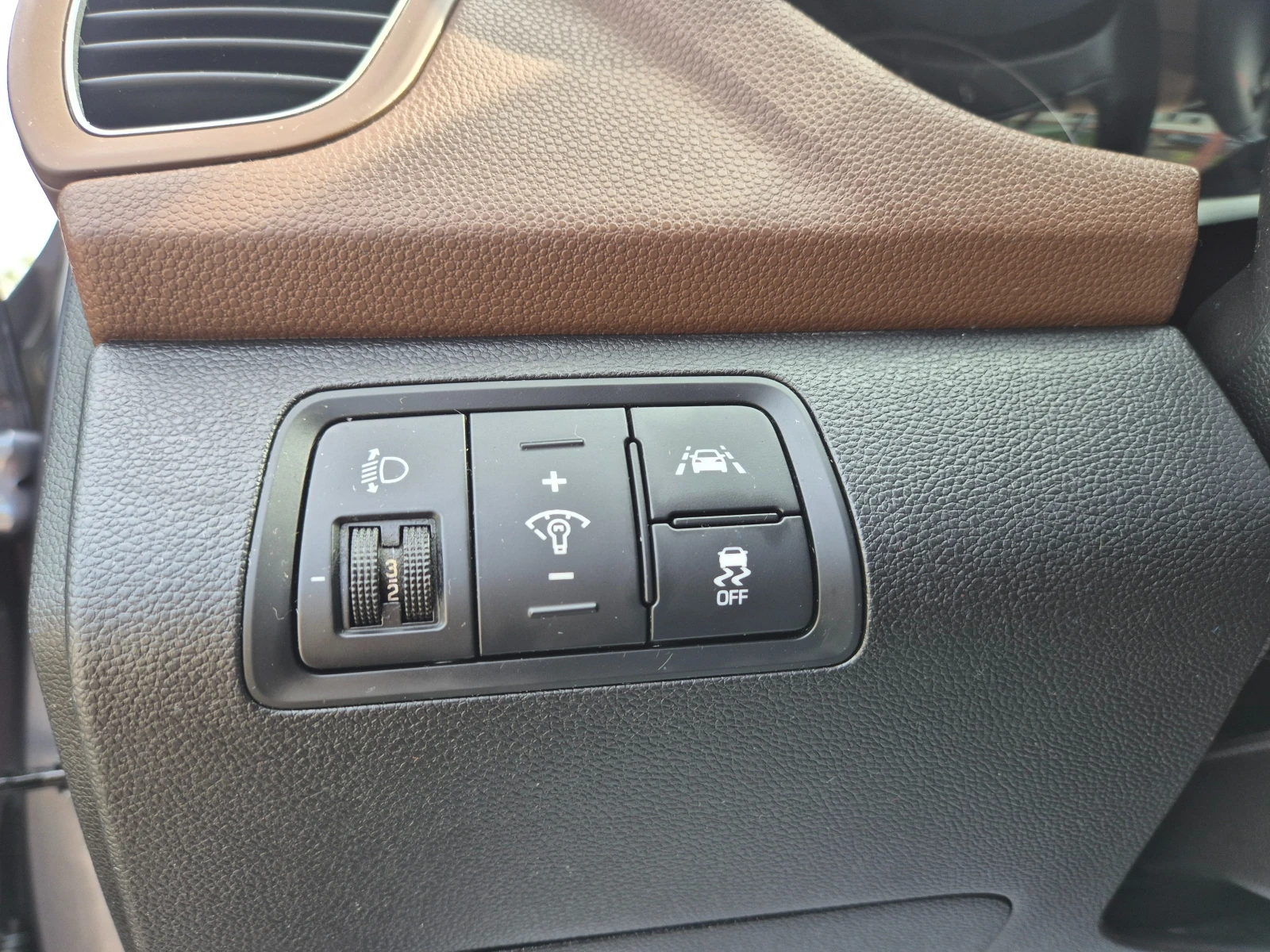 Hyundai I20 1.2i* ГАЗ, LED, снимка 15 - Автомобили и джипове - 56138237