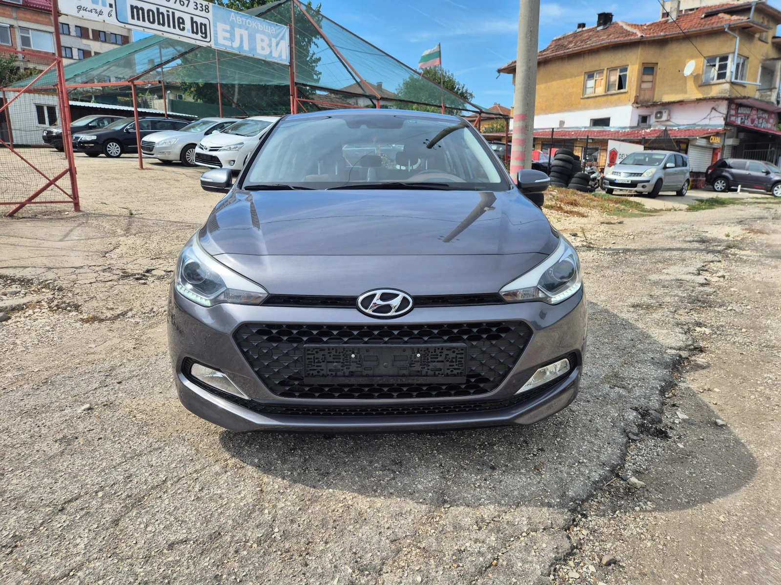 Hyundai I20 1.2i* ГАЗ, LED, снимка 2 - Автомобили и джипове - 56138237