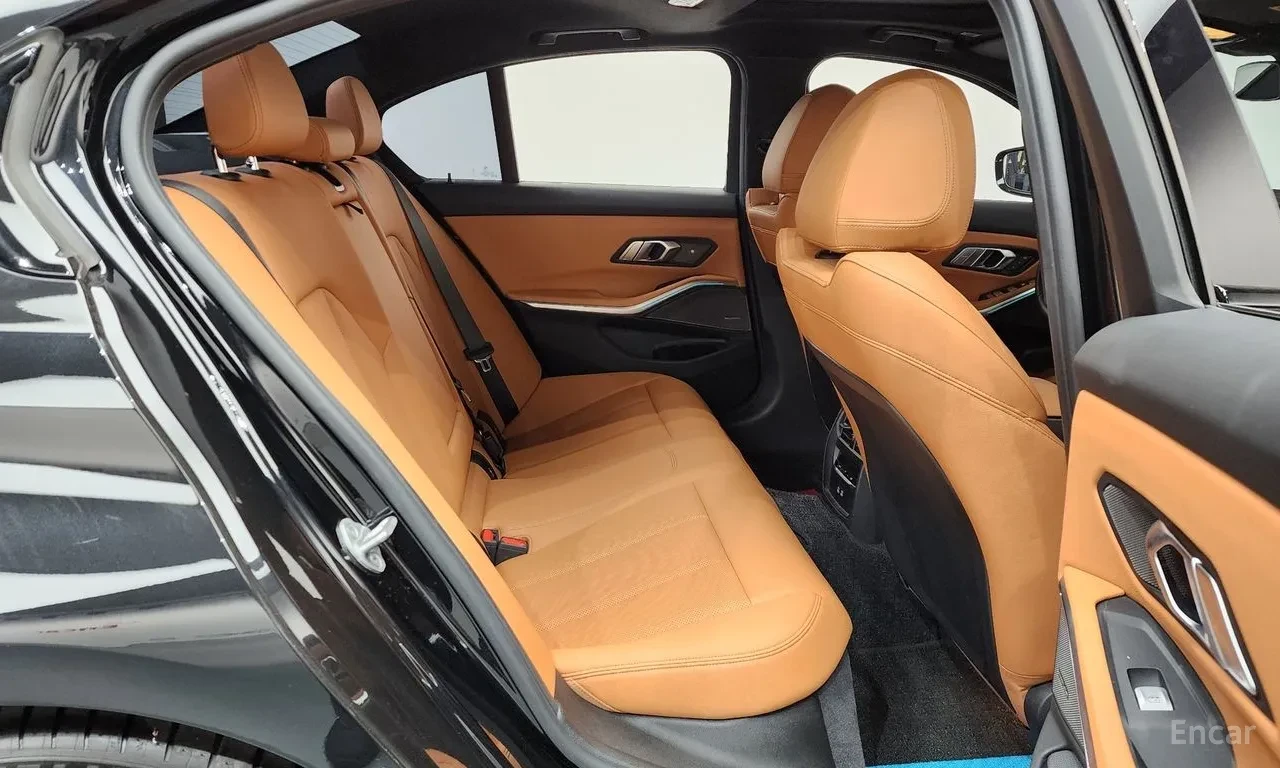 BMW 320 i MSPORT / PANO / HUD / DISTRONIC / MEMORY SEATS | Mobile.bg � ����������� 11