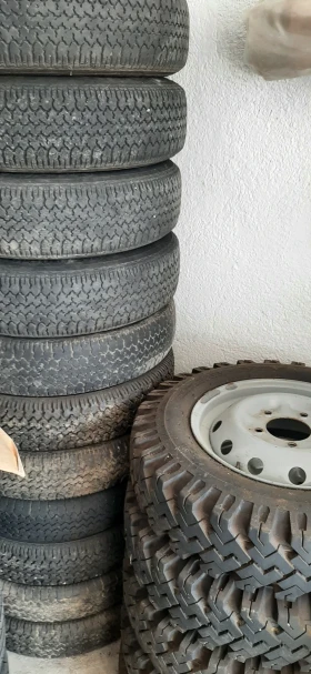 Lada Niva 1, 7   | Mobile.bg    12