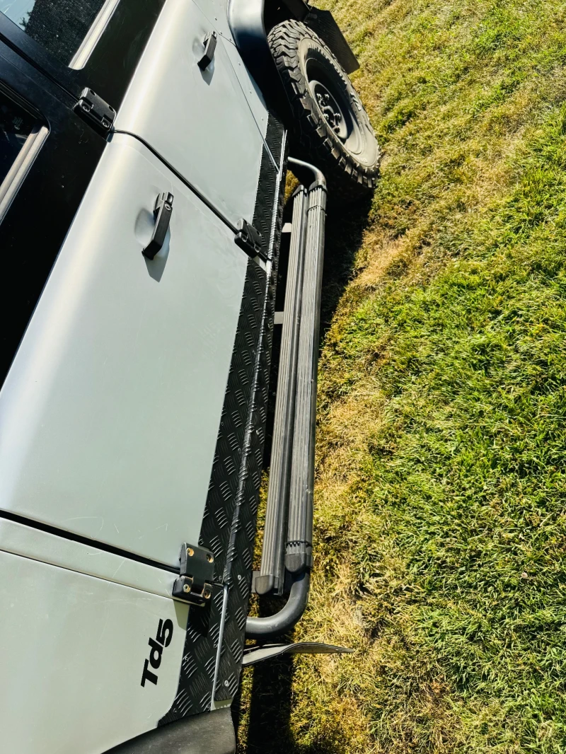 Land Rover Defender 110 TD5, снимка 14 - Автомобили и джипове - 52082811