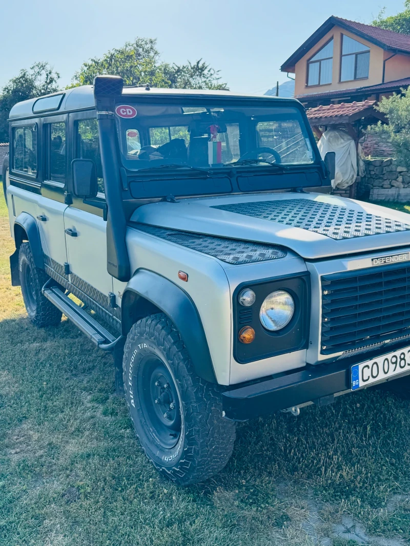 Land Rover Defender 110 TD5, снимка 4 - Автомобили и джипове - 52082811