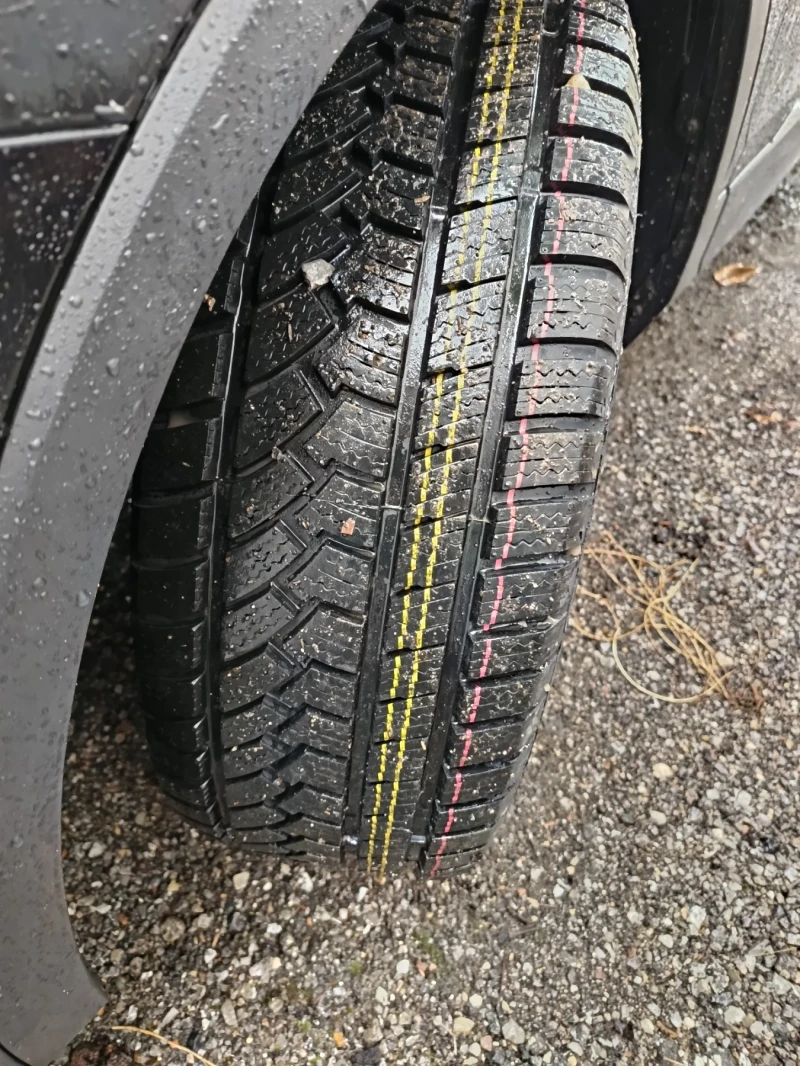 VW Tiguan Digital  нови зимни гуми , снимка 16 - Автомобили и джипове - 52019051