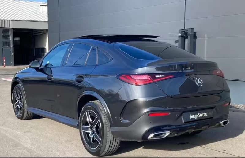 Mercedes-Benz GLC 220 d 4M Coupe AMG, снимка 3 - Автомобили и джипове - 52554067