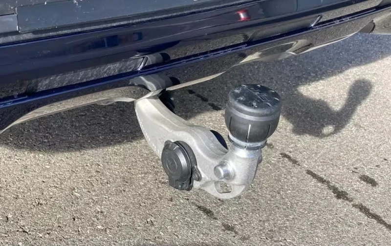 Mercedes-Benz GLC 220 d 4M Coupe AMG, снимка 8 - Автомобили и джипове - 52554067