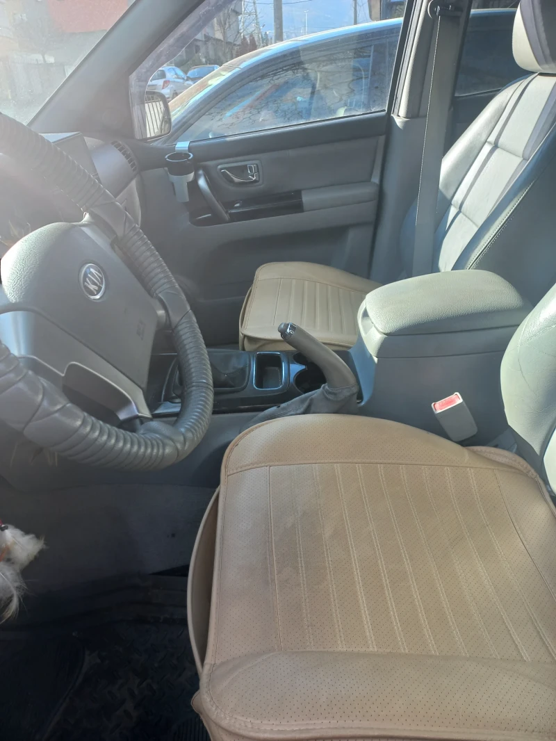Kia Sorento, снимка 5 - Автомобили и джипове - 53439380