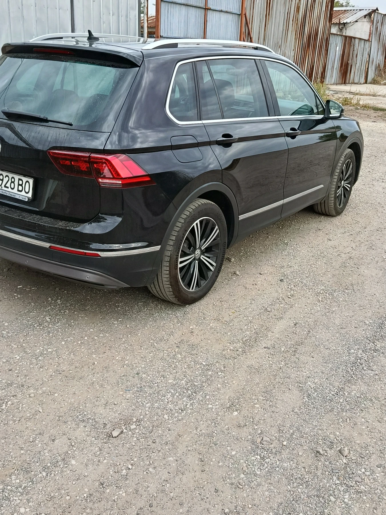 VW Tiguan Digital  нови зимни гуми  - изображение 3