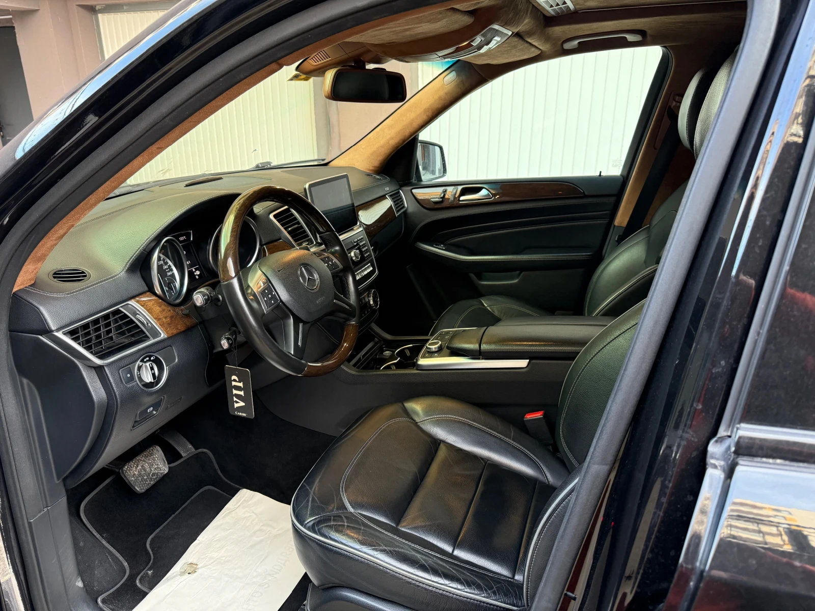 Mercedes-Benz ML 350  - изображение 6