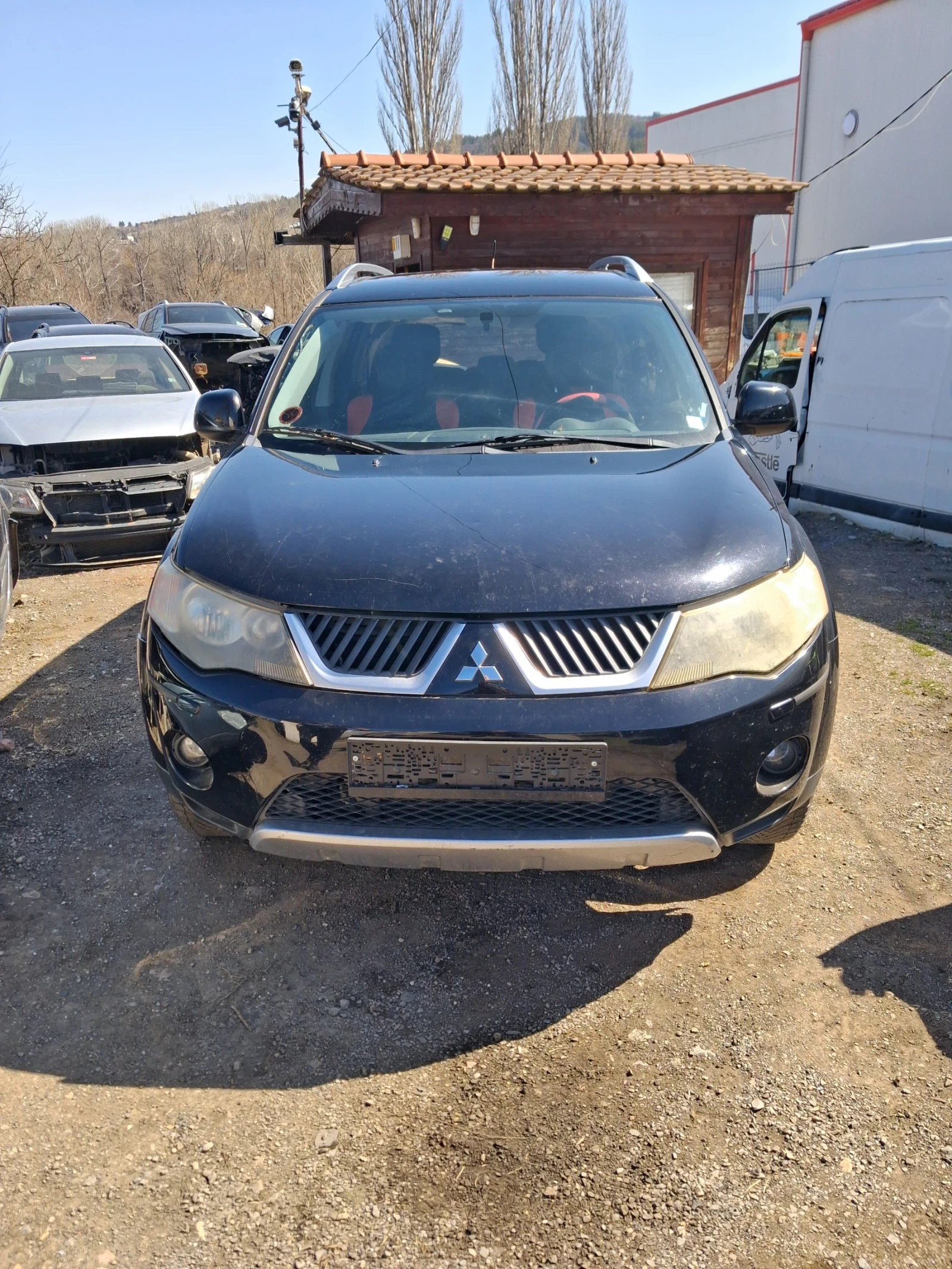 Mitsubishi Outlander 2.0dizel 4x4 НА ЧАСТИ | Auto.bg — изображение 1