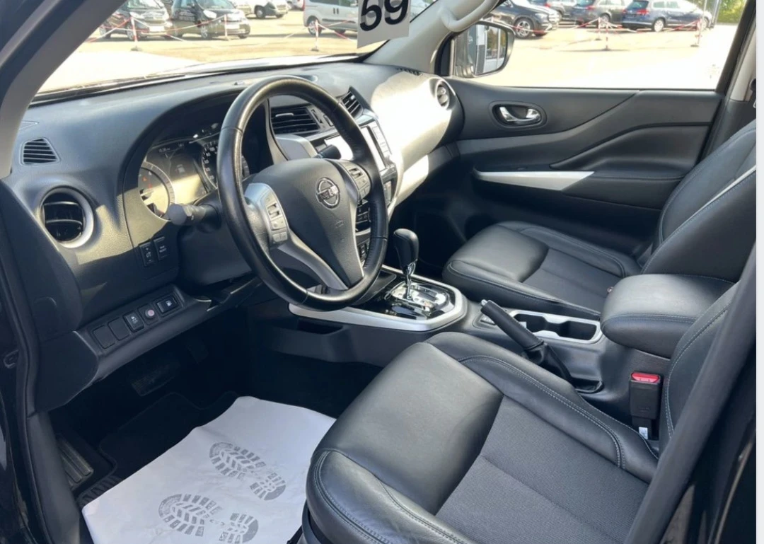 Nissan Navara, снимка 11 - Автомобили и джипове - 54157468