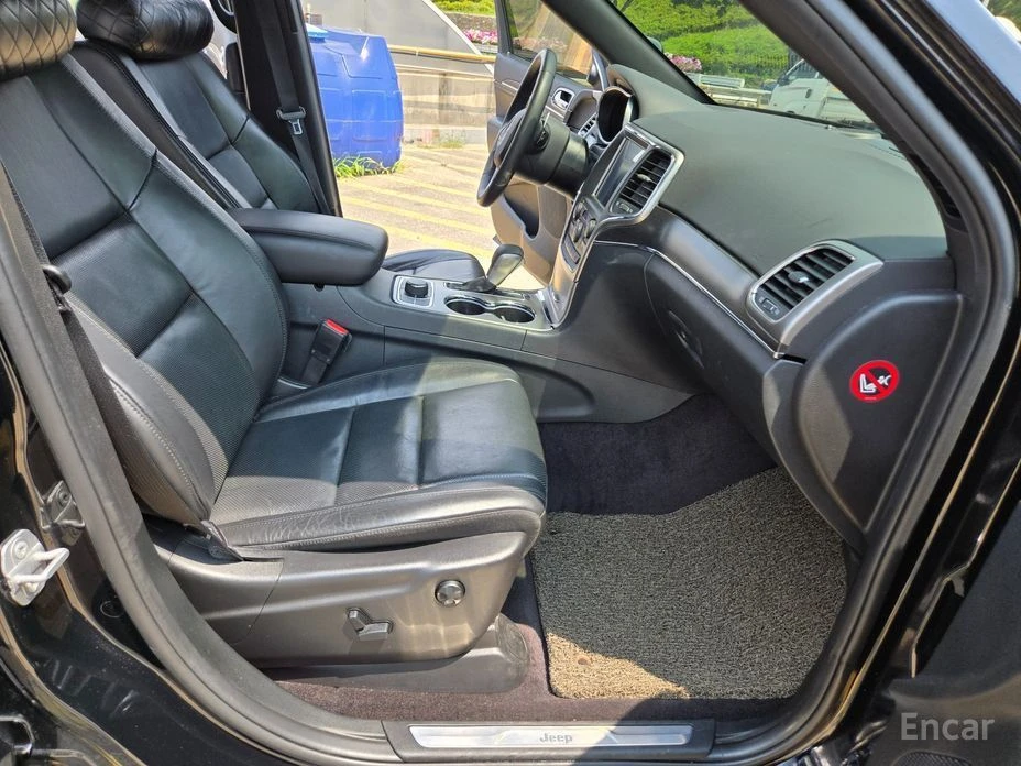 Jeep Grand cherokee, снимка 8 - Автомобили и джипове - 55432621