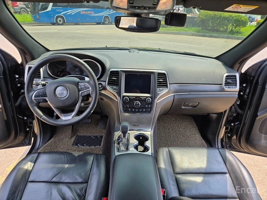Jeep Grand cherokee, снимка 6 - Автомобили и джипове - 55432621
