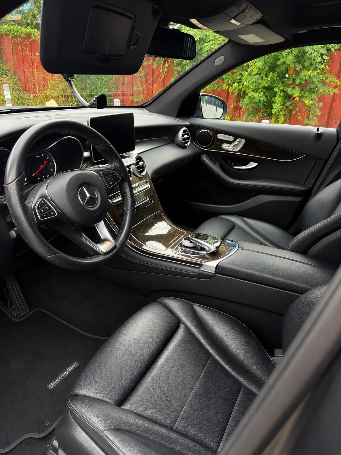 Mercedes-Benz GLC 300, снимка 7 - Автомобили и джипове - 55574974