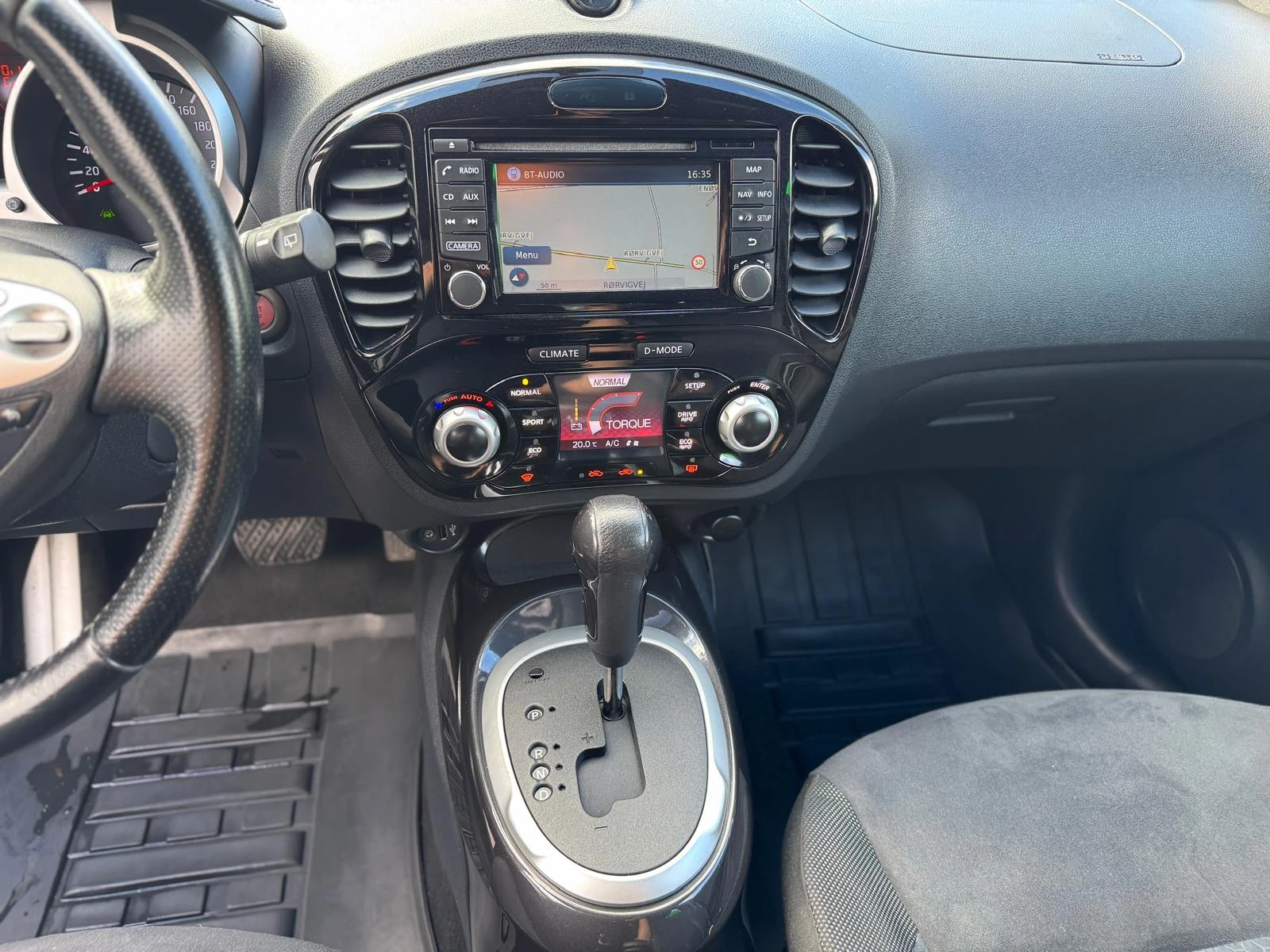 Nissan Juke 1, 6 Dig-T 190 4X4 Tekna X-tr. 4WD Facelift, снимка 13 - Автомобили и джипове - 55944393