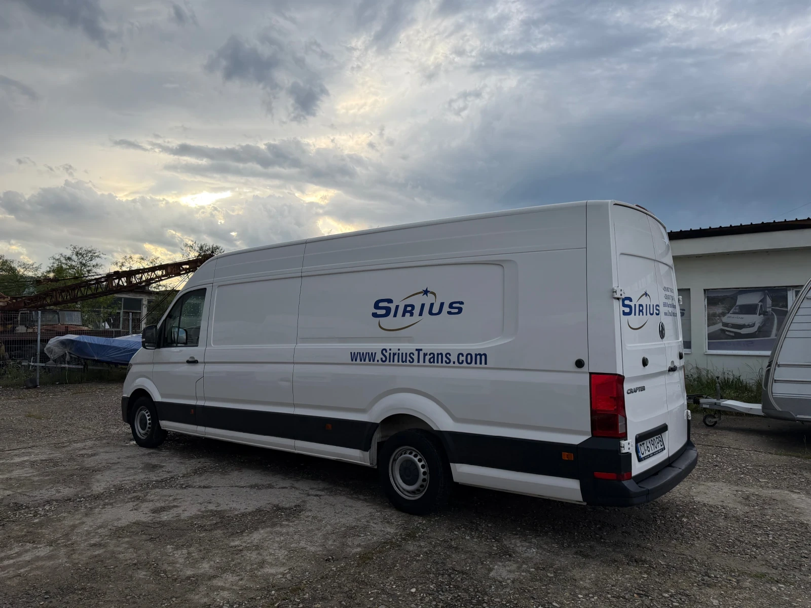 VW Crafter 2.0TDI , снимка 4 - Бусове и автобуси - 55117670