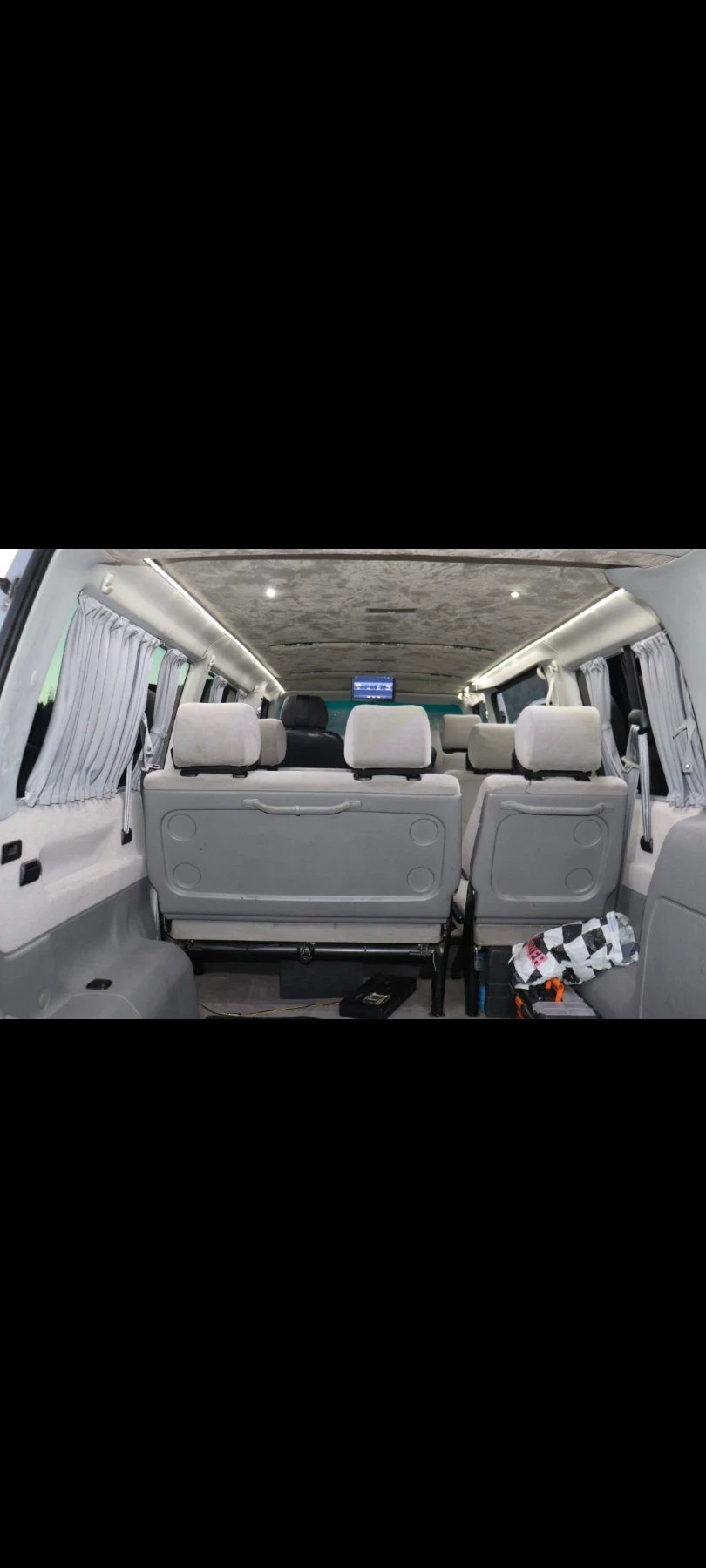 VW Caravelle, снимка 11 - Бусове и автобуси - 56403929