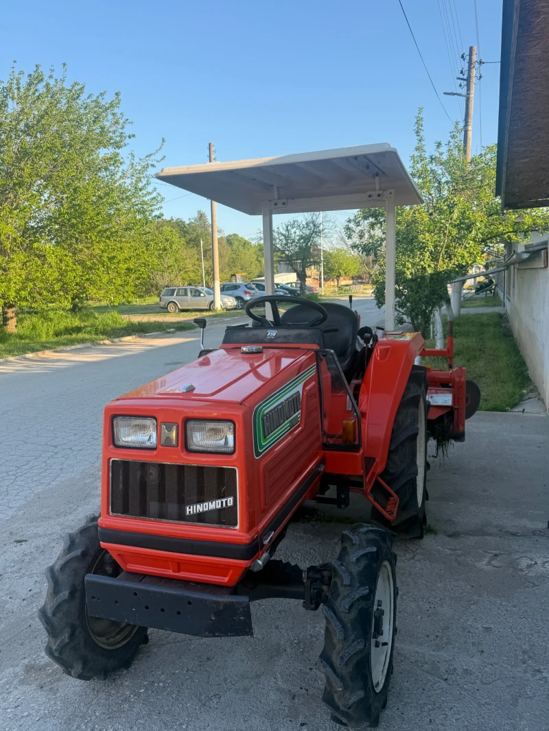Трактор Hinomoto, снимка 2 - Селскостопанска техника - 53042037