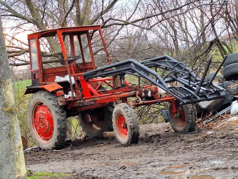 Трактор Владимировец Т16 ЧЕЛЕН ТОВАРАЧ 1500 Евро ПЕРФЕКТНО СЪСТОЯНИЕ 