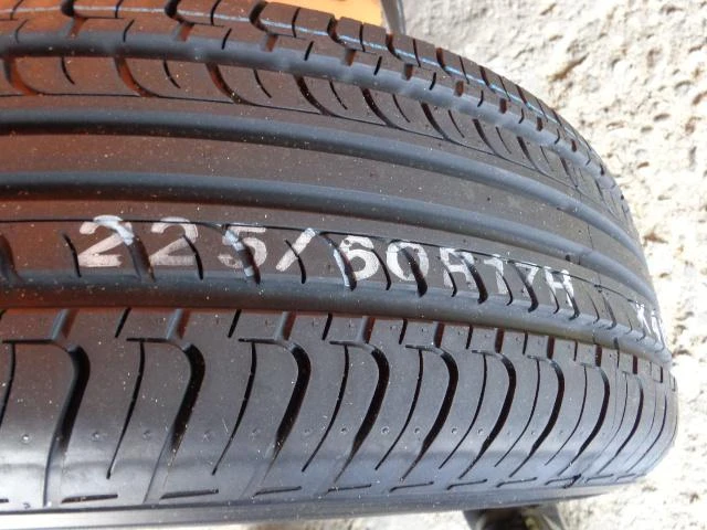 Гуми с джанти GoldenTyre 225/60R17, снимка 1 - Гуми и джанти - 14301526