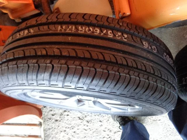 Гуми с джанти GoldenTyre 225/60R17, снимка 4 - Гуми и джанти - 14301526