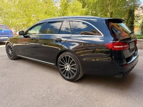 Mercedes-Benz E 220 AMG, снимка 2