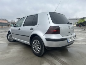 VW Golf, снимка 4 - Автомобили и джипове - 44666399