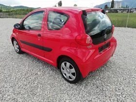 Toyota Aygo 1.0 i klima IT - 3900 лв. - 76730275 4