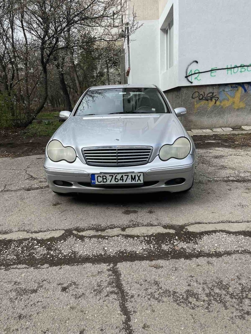 Mercedes-Benz C 180, снимка 12 - Автомобили и джипове - 44687286
