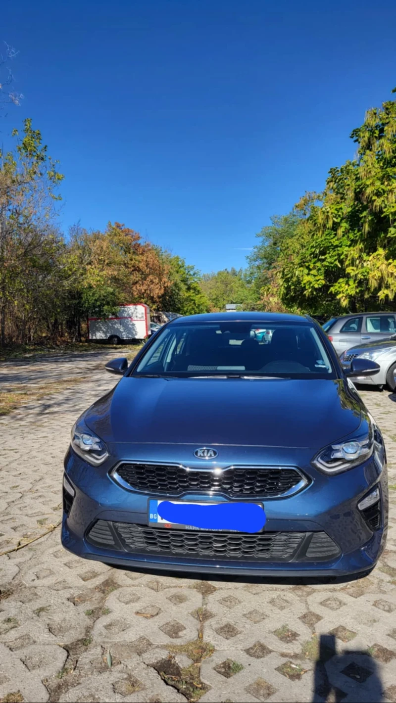 Kia Ceed Бензин , снимка 6 - Автомобили и джипове - 47892794