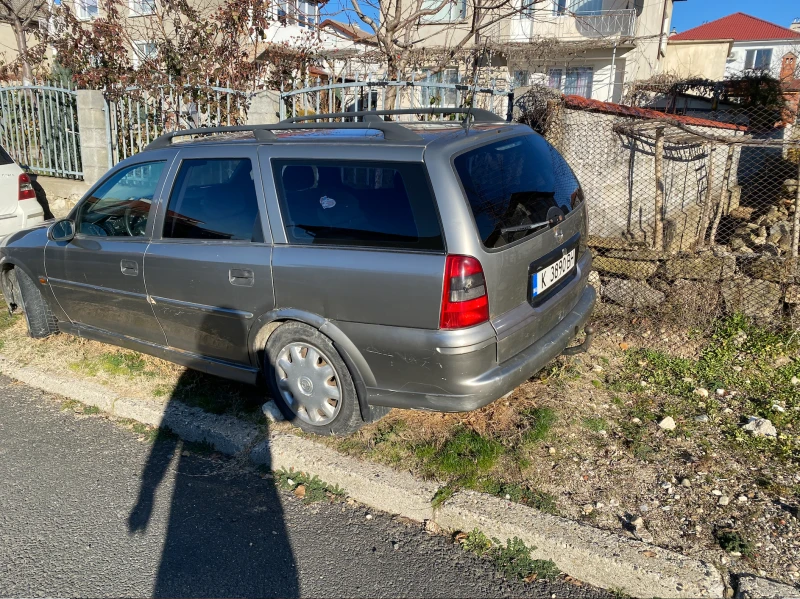 Opel Vectra, снимка 3 - Автомобили и джипове - 48638352