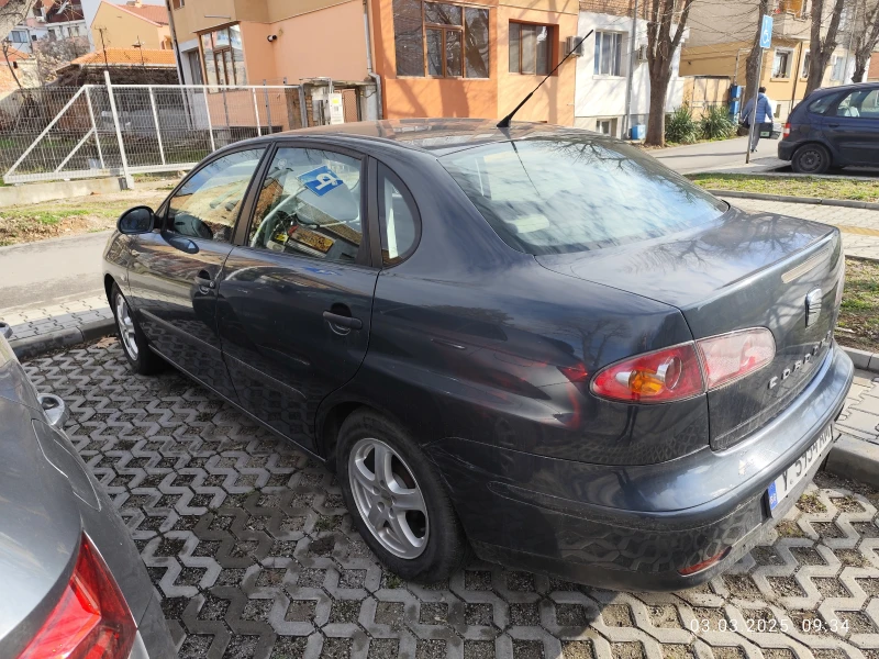 Seat Cordoba, снимка 2 - Автомобили и джипове - 49343004