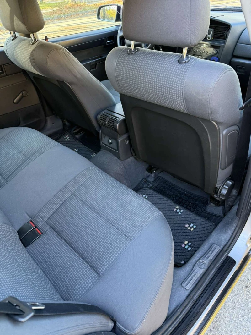 Opel Omega, снимка 10 - Автомобили и джипове - 52310913