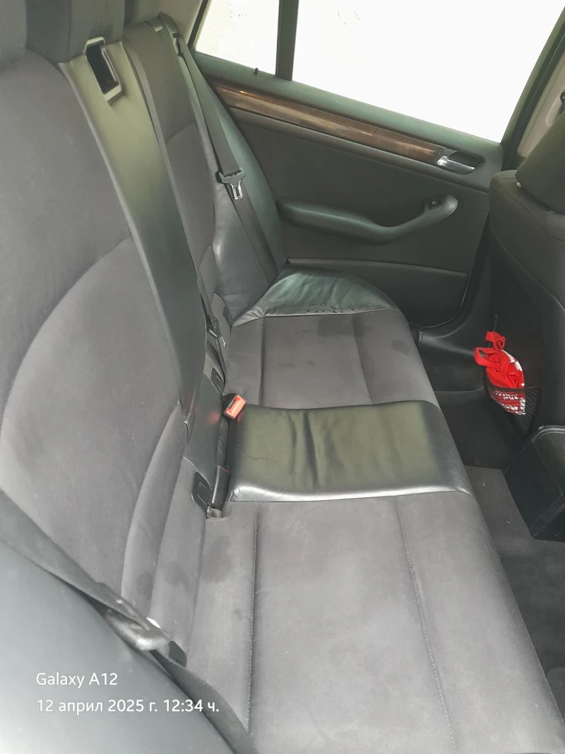 BMW 330, снимка 7 - Автомобили и джипове - 52681532