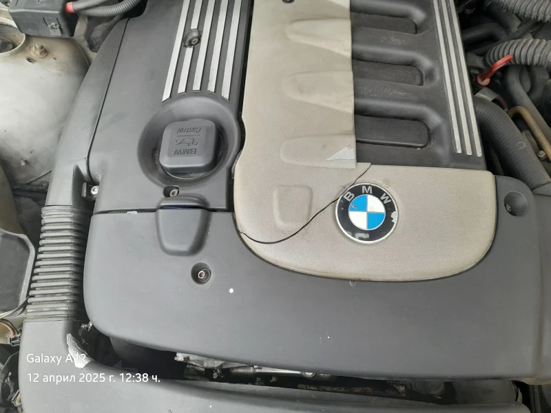 BMW 330, снимка 11 - Автомобили и джипове - 52681532