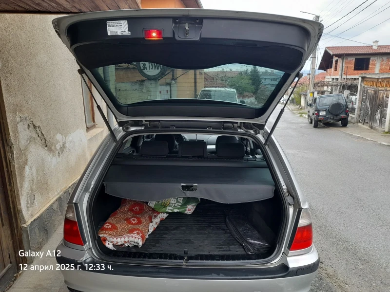 BMW 330, снимка 12 - Автомобили и джипове - 52681532