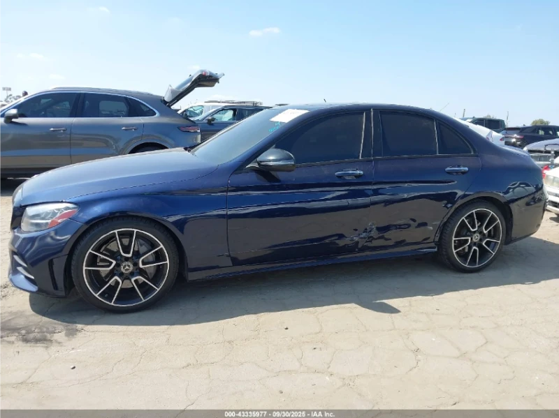 Mercedes-Benz C 300 Подгрев* Burmester* Камера* Панорама, снимка 6 - Автомобили и джипове - 52741831