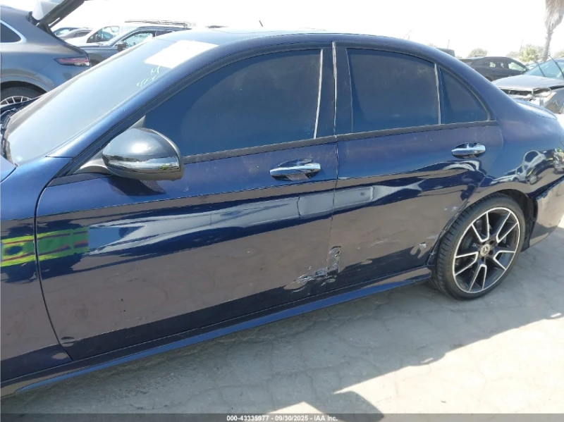 Mercedes-Benz C 300 Подгрев* Burmester* Камера* Панорама, снимка 8 - Автомобили и джипове - 52741831