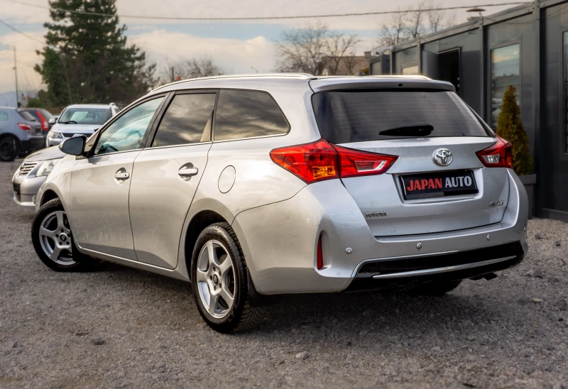 Toyota Auris 1.6 i-VVTI С ГАРАНЦИЯ! TOP!!!, снимка 6 - Автомобили и джипове - 52828364