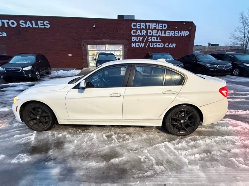 BMW 320 * 320i xDrive * CARFAX * ЦЕНА ДО БГ, снимка 4 - Автомобили и джипове - 53095059