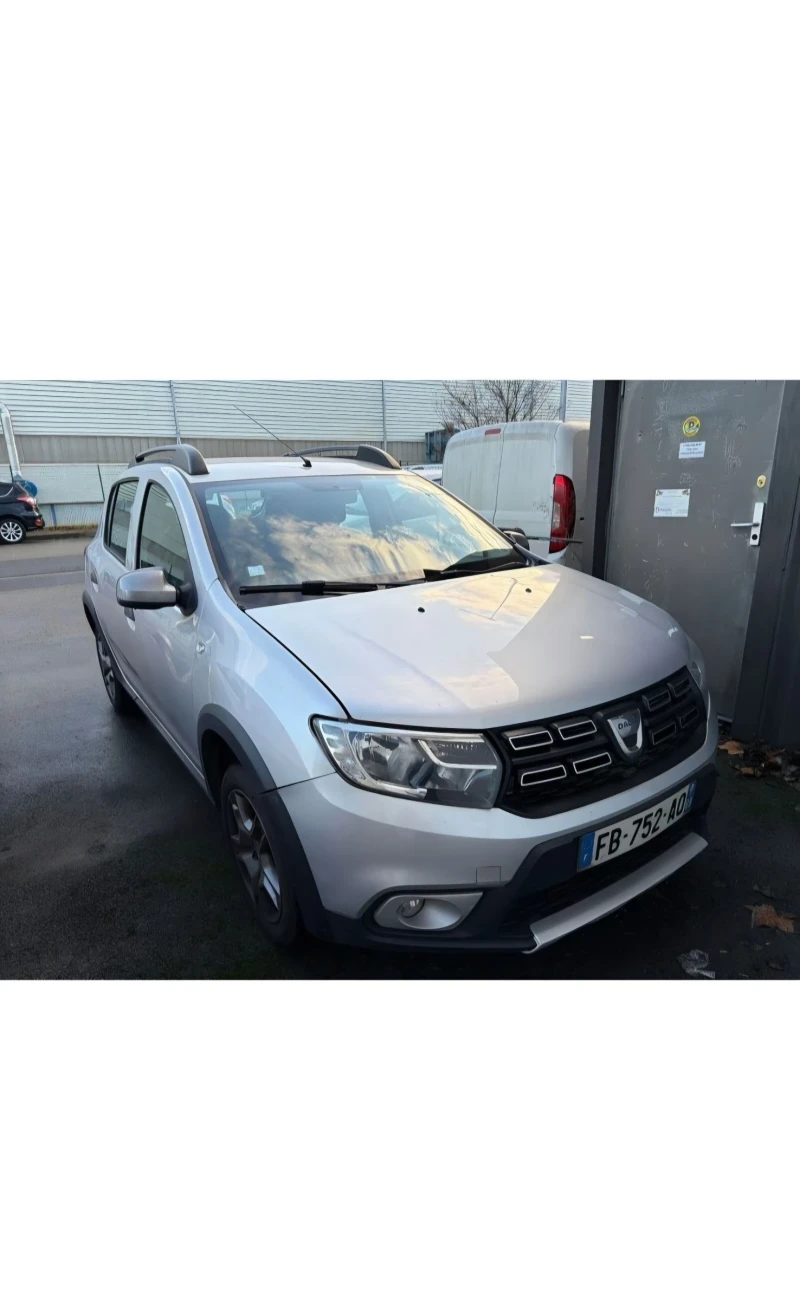 Dacia Sandero 1.0 SCE 75cv, снимка 6 - Автомобили и джипове - 53383489