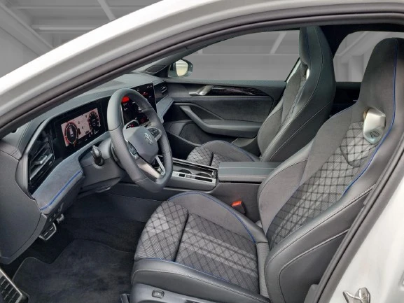 VW Passat Variant 2.0 TDI = R-Line = Black Style Гаранция - изображение 5