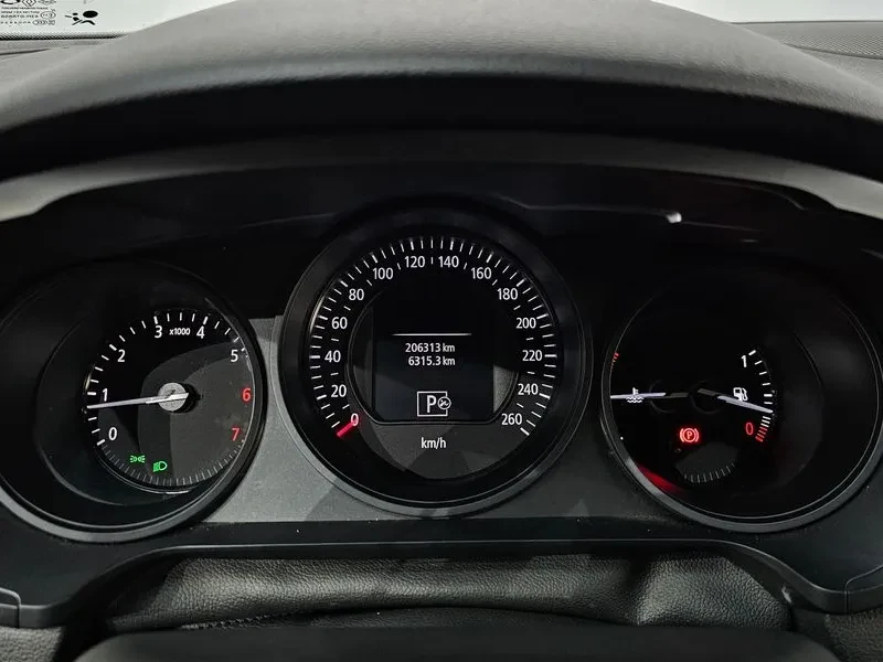 Renault Samsung SM6 LPG SE, снимка 8 - Автомобили и джипове - 55733223