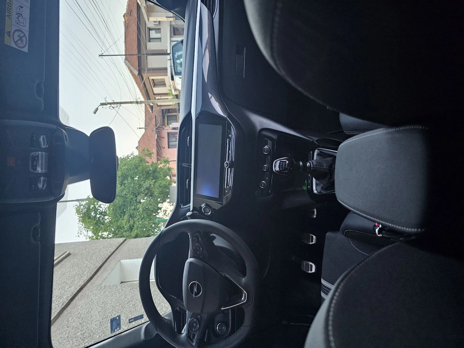 Opel Corsa 1.2T GS line - изображение 10