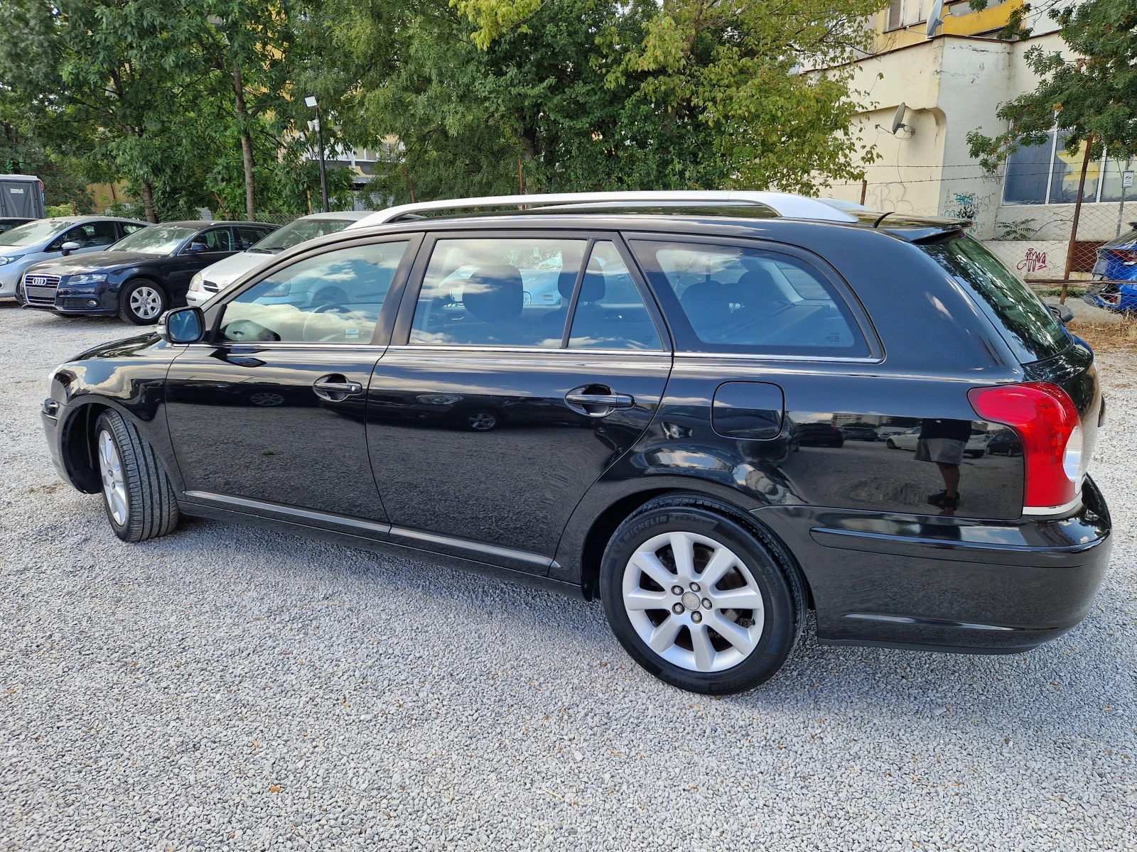 Toyota Avensis 2.0D4d/126к.с. - изображение 8