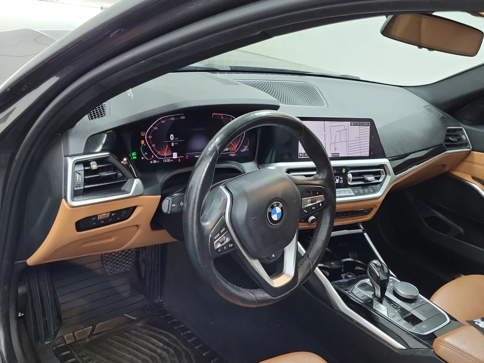 BMW 330 * CARFAX *    | Mobile.bg   8