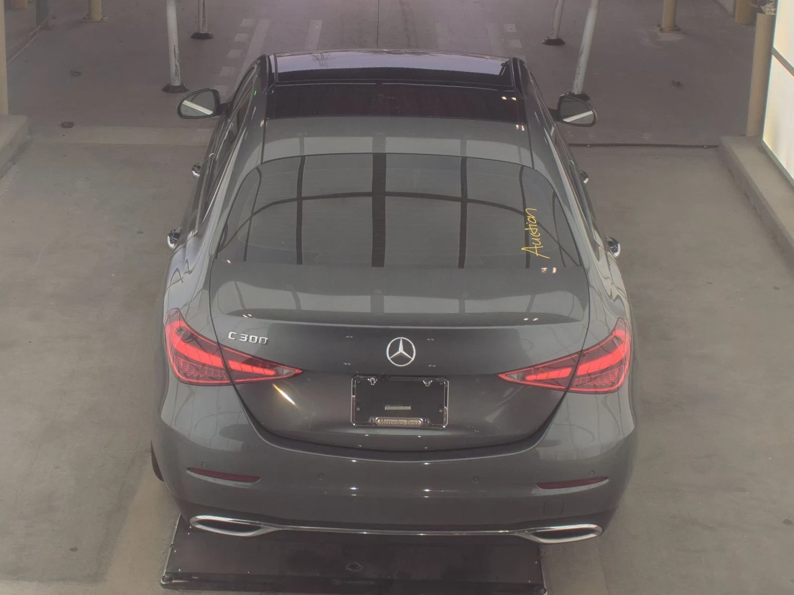 Mercedes-Benz C 300  - изображение 5