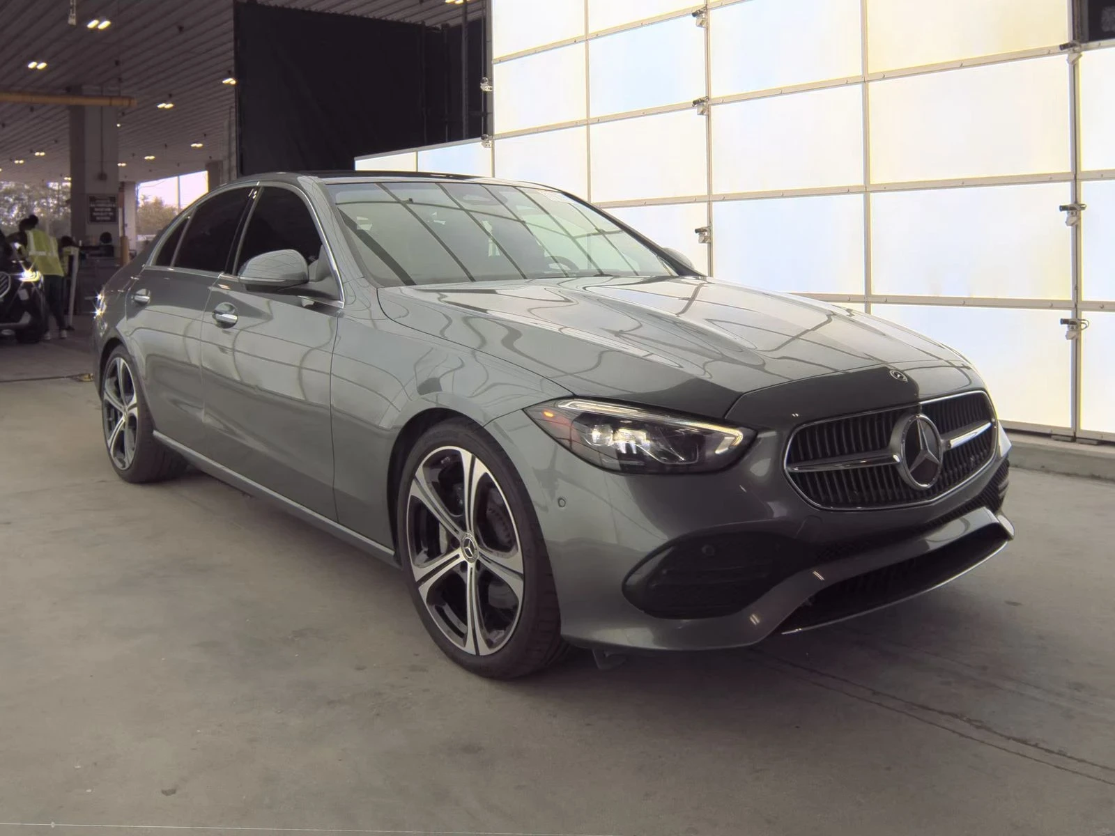 Mercedes-Benz C 300  - изображение 3