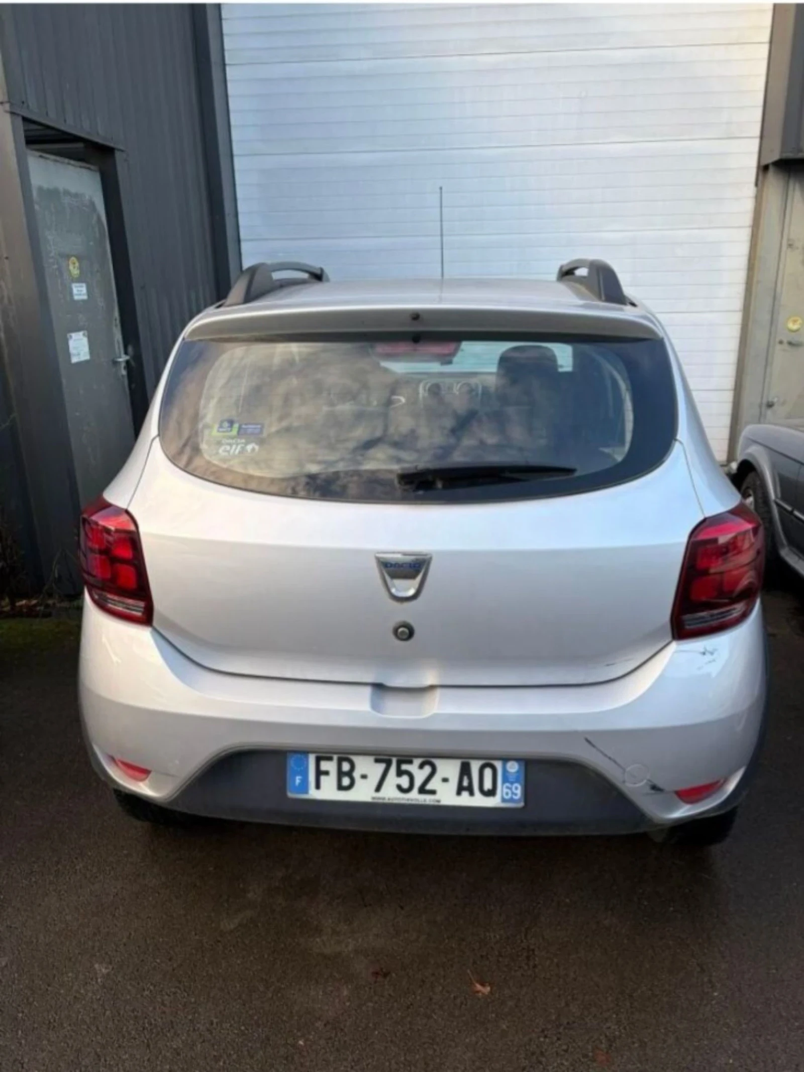 Dacia Sandero 1.0 SCE 75cv - изображение 2