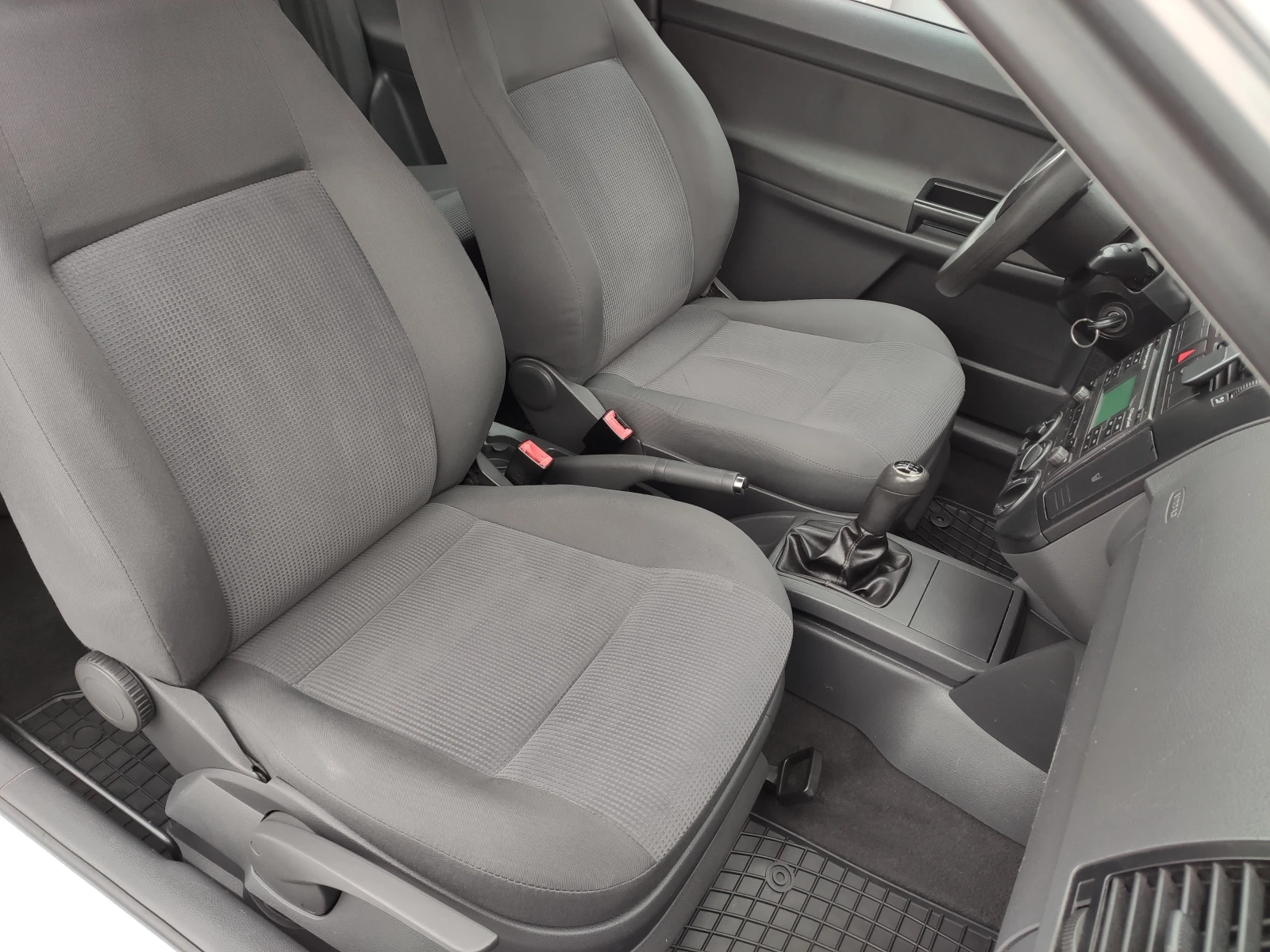 VW Polo 1.4TDi PD, снимка 11 - Автомобили и джипове - 54047354