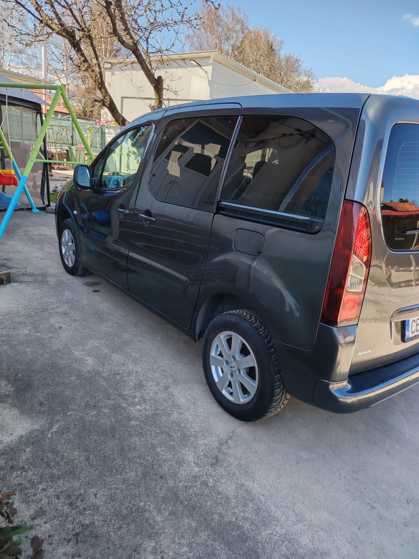 Citroen Berlingo, снимка 2 - Автомобили и джипове - 54103736